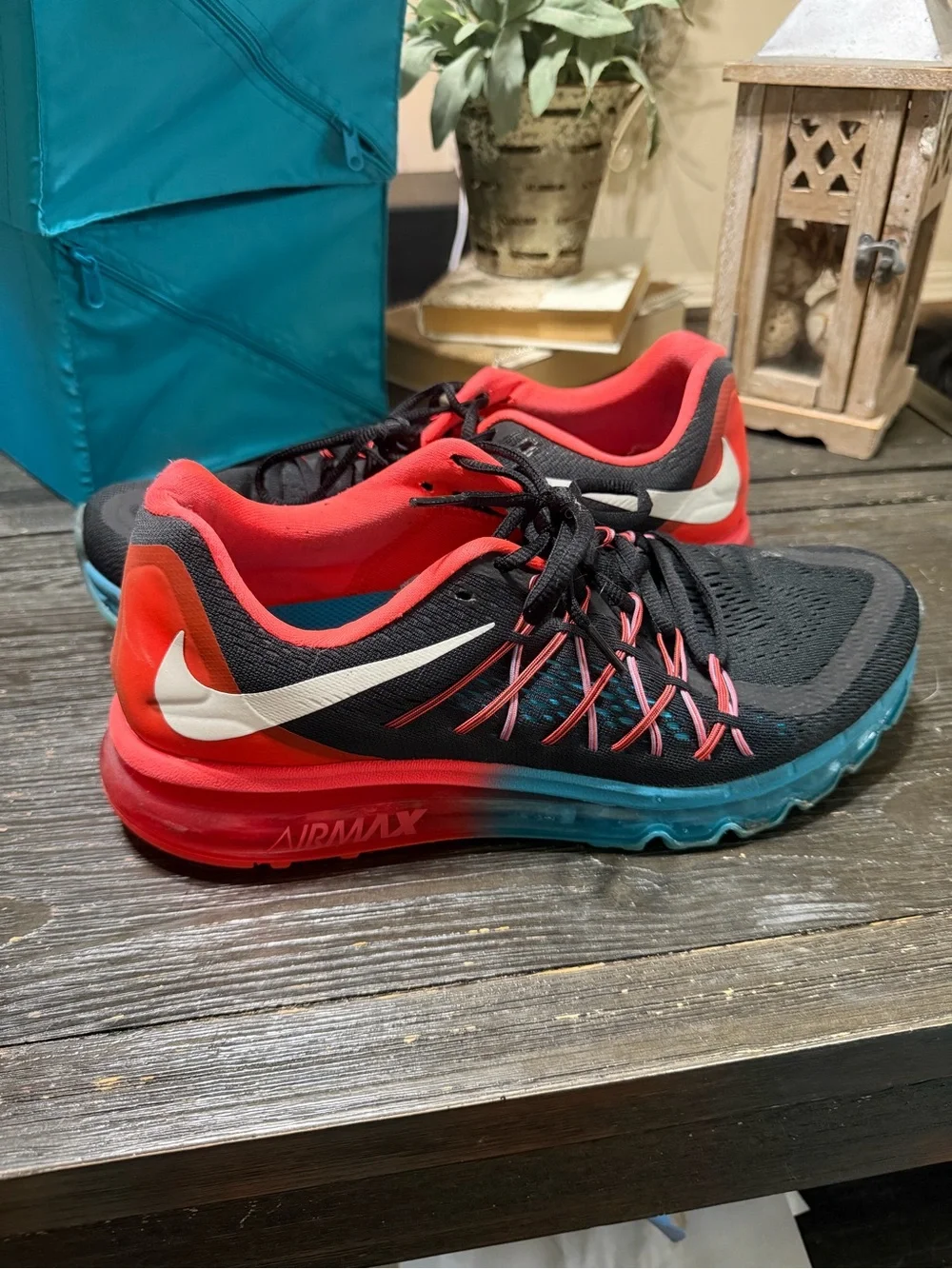 Nike Black and Red Gradient Sole Sneakers